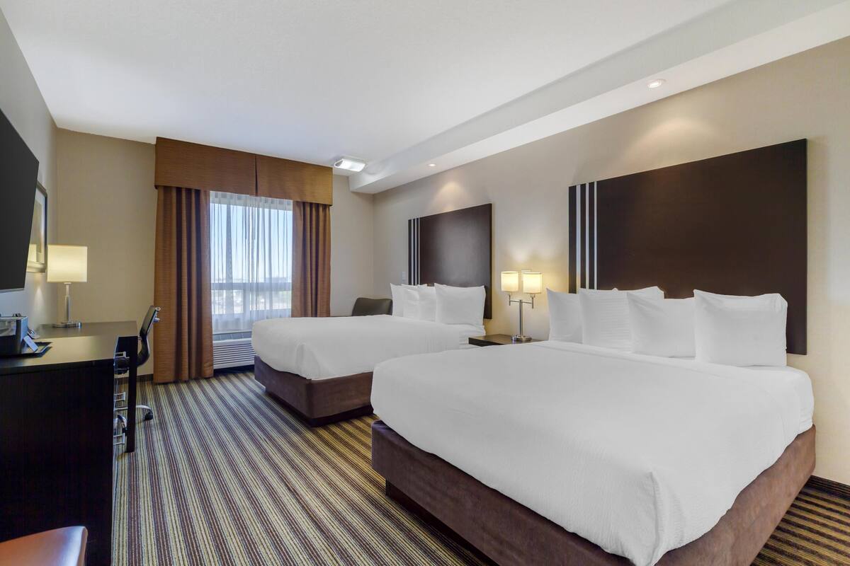 Standard Room, 2 Queen Beds, Non Smoking, Refrigerator & Microwave | Desk, laptop workspace, iron/ironing board, WiFi (free)