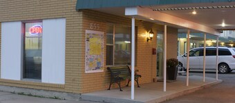 Sun Dek Motel