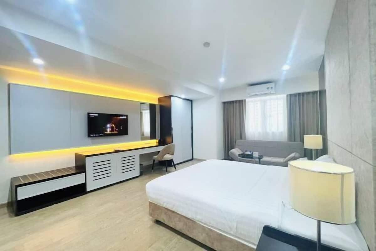 1 quarto, frigobar (abastecido com alguns itens grátis)