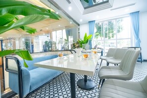 2 restaurants, spécialités Cuisine vietnamienne