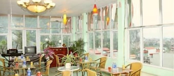 Canh Dieu Hotel