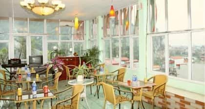 Canh Dieu Hotel