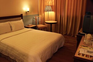 Deluxe Twin Room | Bar mini, Wi-fi percuma, cadar katil 