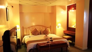Deluxe Twin Room | Bar mini, Wi-fi percuma, cadar katil 