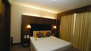 Junior Suite | Bar mini, Wi-fi percuma, cadar katil 