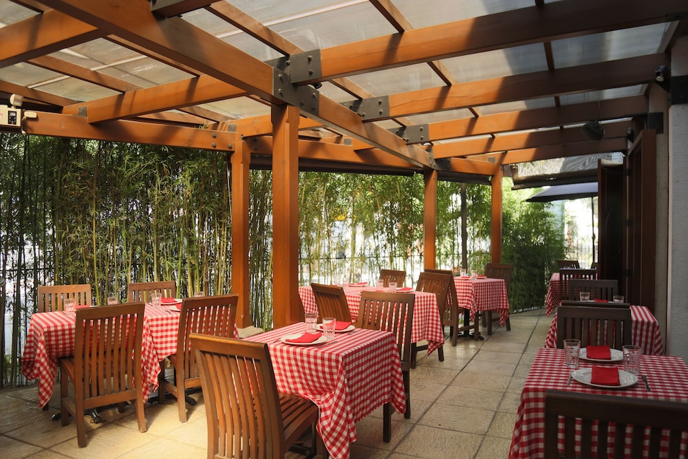 Hotel & Residencia del Sol by null