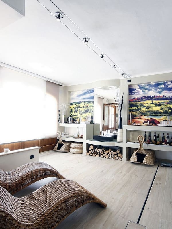 Couples treatment rooms, sauna, steam room, Turkish bath