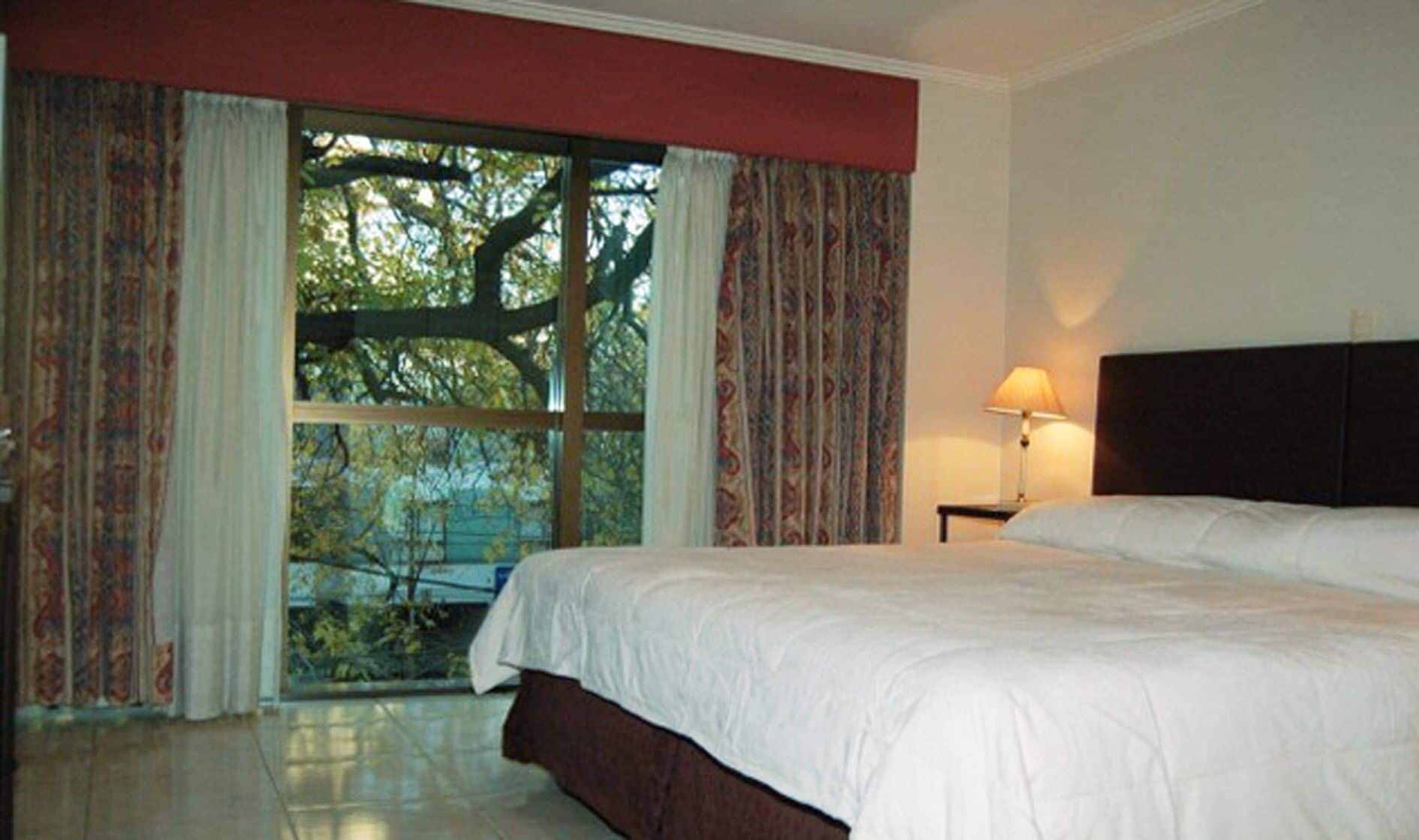 1 chambre, literie de qualité supérieure, matelas mémoire de forme