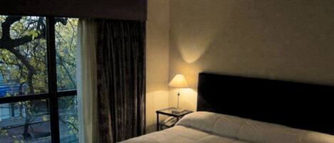 1 chambre, literie de qualité supérieure, matelas mémoire de forme