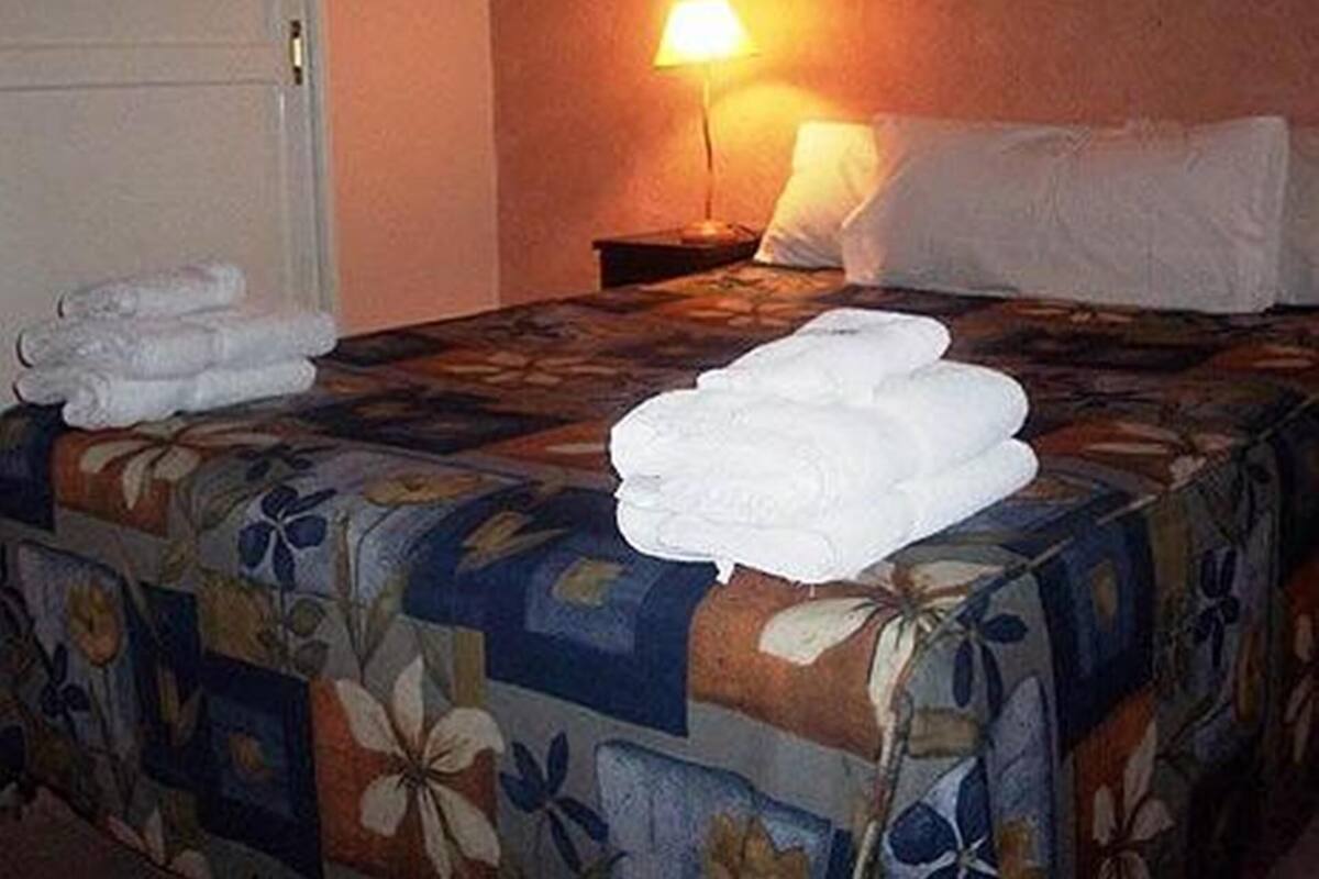 Seprai premium, selimut bulu angsa, dan bantalan ekstra lembut