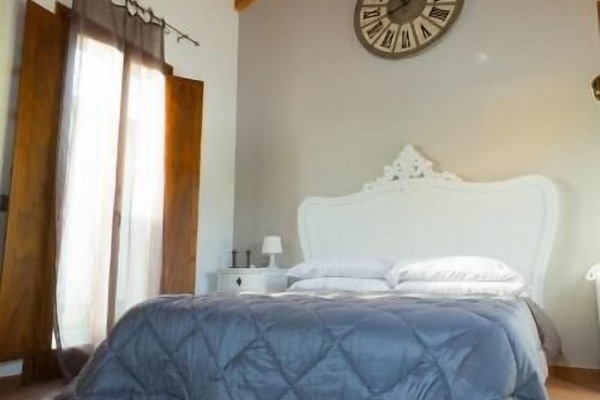 Basic Double Room | Down comforters, minibar, individually decorated, individually furnished