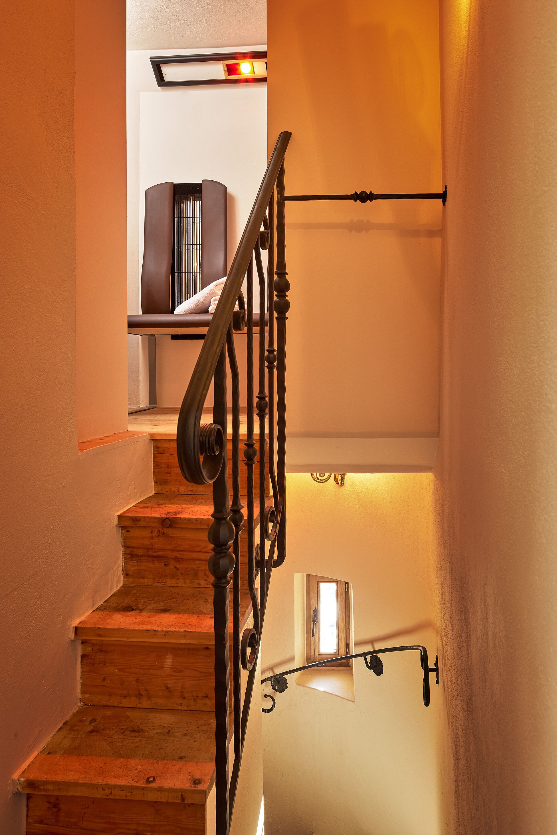 family suite, 2 bedrooms, 2 bathrooms | bathroom | free toiletries, hair dryer, bathrobes, slippers