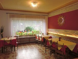 Family dining - Hotel Al Sole (Auronzo di Cadore)