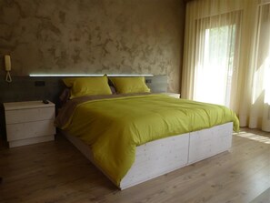 Select Comfort beds, in-room safe, desk, cots/infant beds - Hotel Al Sole (Auronzo di Cadore)