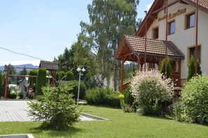 Ubetjent parkering (inkludert)