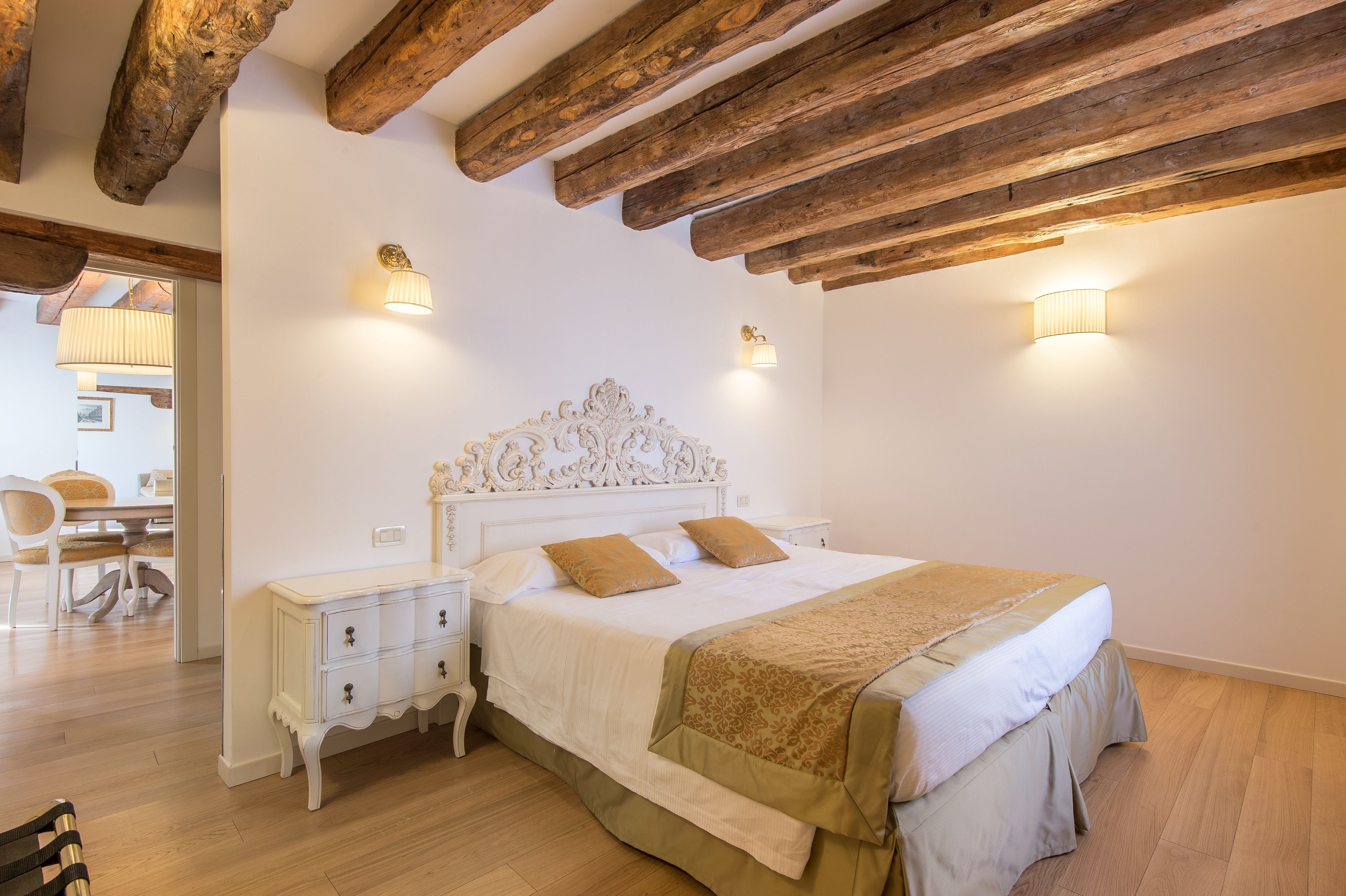 1 bedroom, in-room safe, soundproofing, free WiFi
