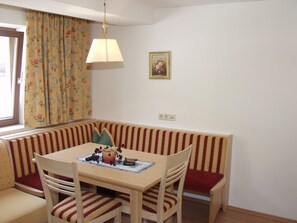 Family Room, 2 Bedrooms, Balcony (Kreuzjoch) | In-room dining - Steinbock Appartements (Tux)