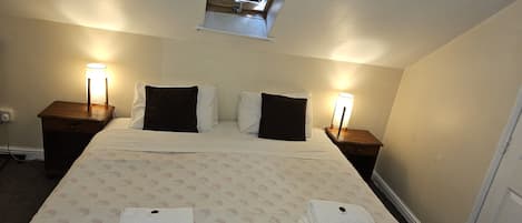 Basic Double Room, Shared Bathroom