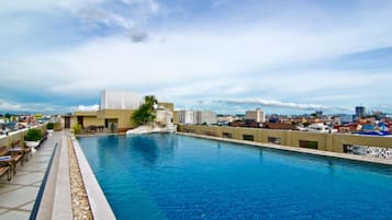 Outdoor pool, pool loungers