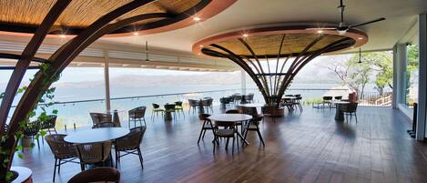 레스토랑