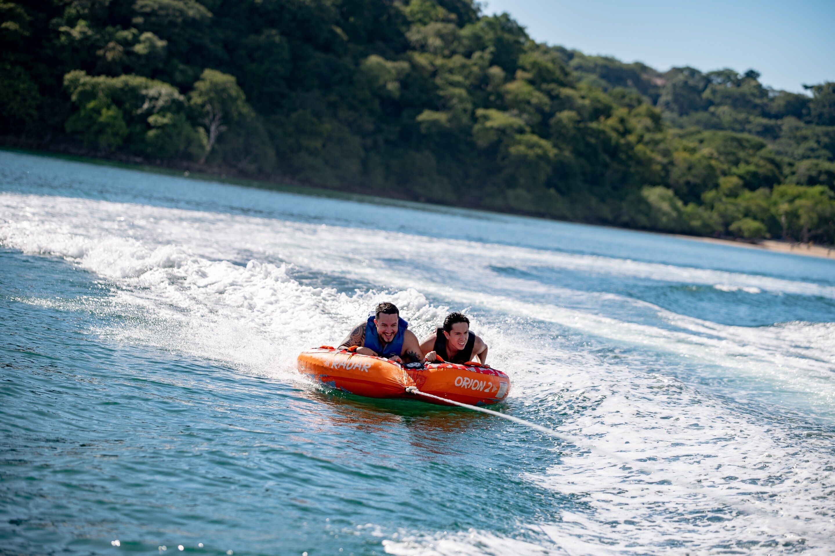 Surfing/bodyboarding