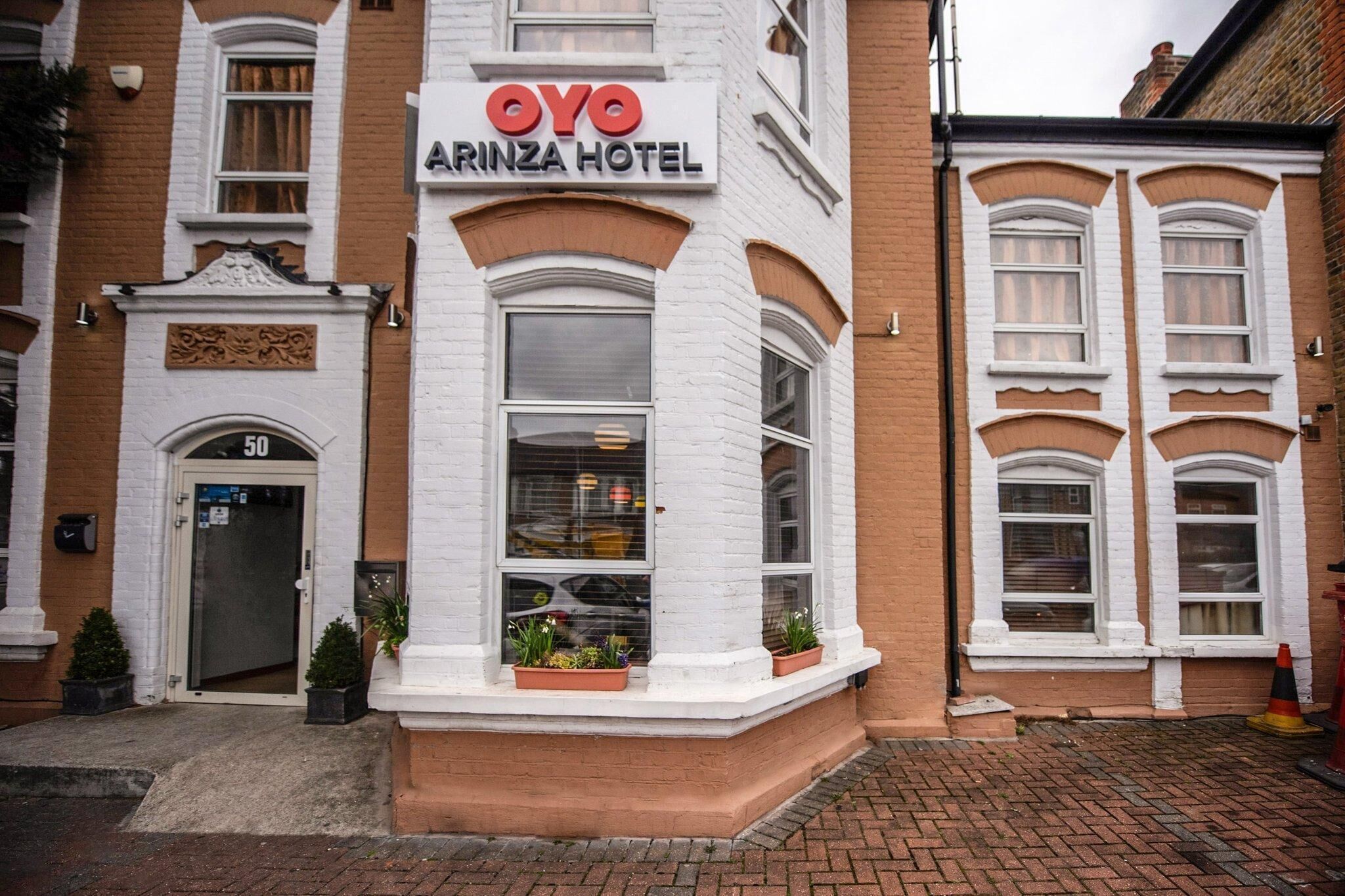 Photo - Arinza Hotel, London Ilford