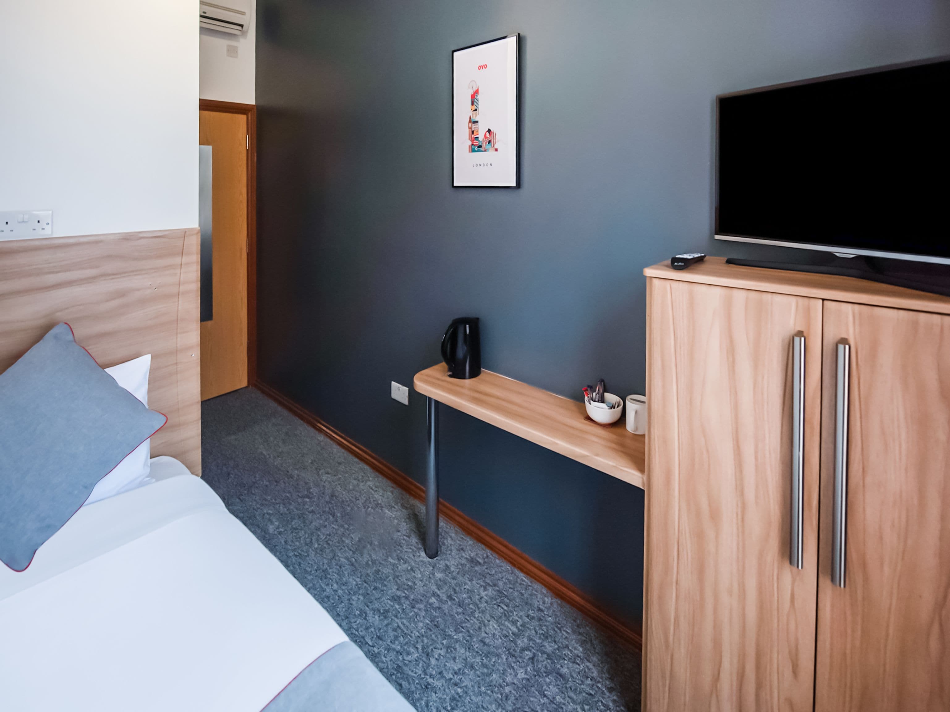 Photo - Arinza Hotel, London Ilford