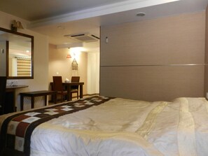 In-room safe, WiFi - Brunton Heights (Bengaluru)