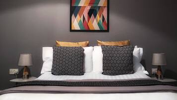 Chambre Double, salle de bains attenante, rez-de-chaussée