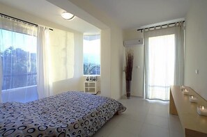 Down duvets, memory-foam beds, minibar, in-room safe