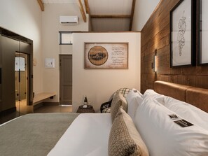 Luxury Suite, 1 King Bed | Egyptian cotton sheets, premium bedding, down comforters - Meerendal Boutique Hotel (Cape Town)