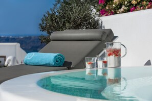 Familienvilla (Outdoor Heated Jetted Tub) | Terrasse/Patio