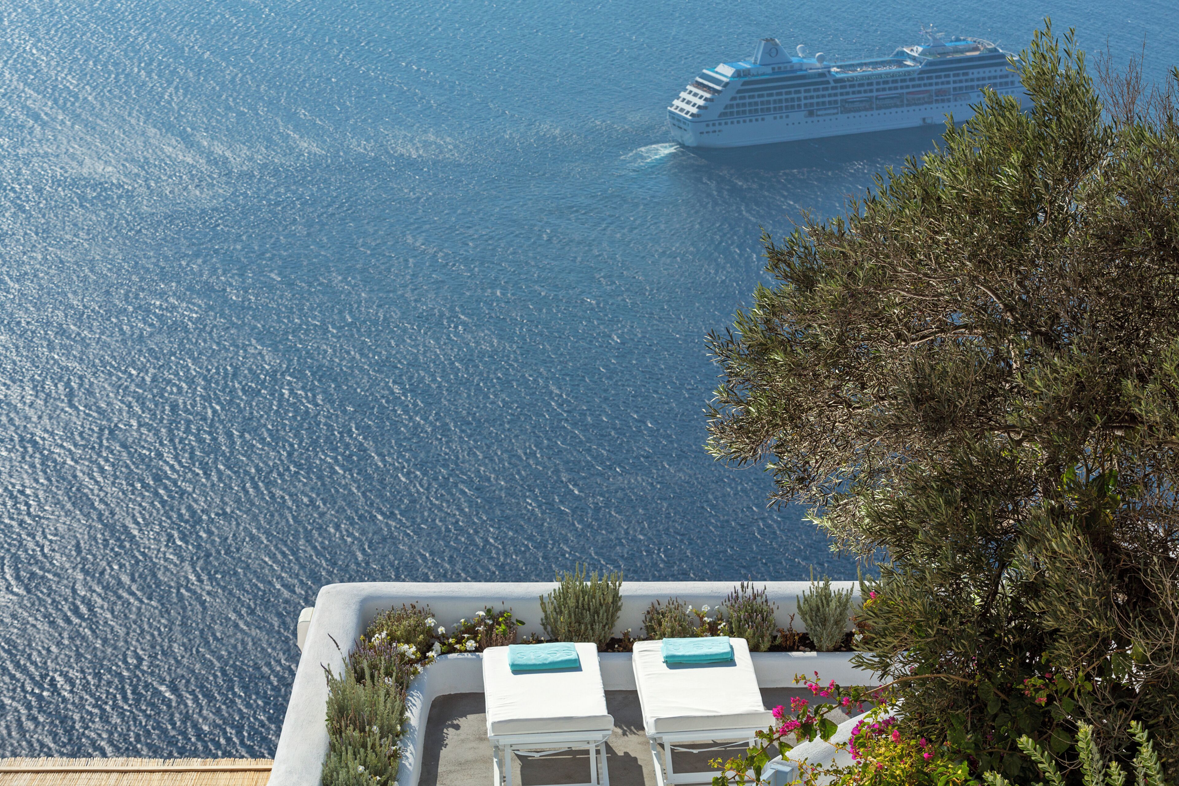 Photo - Helestia Pocket Hotel, Caldera Santorini