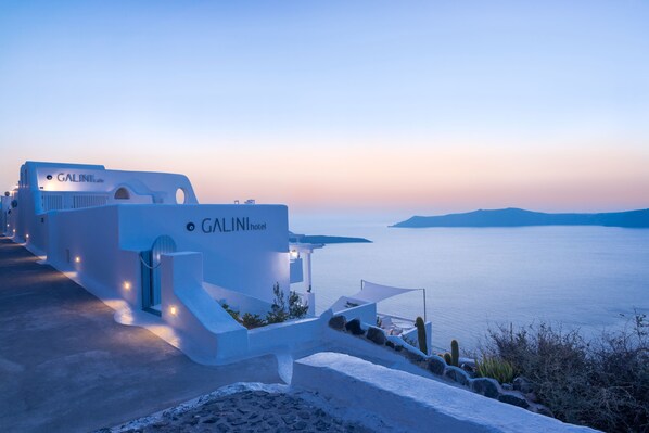 Front of property - Galini Hotel (Santorini)