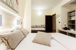 Down duvets, minibar, in-room safe, individually furnished