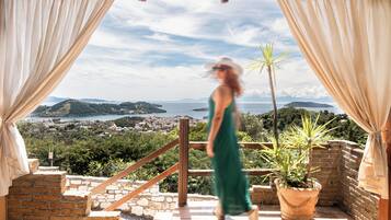 Suite Deluxe, 1 chambre, vue mer | Vue depuis le balcon