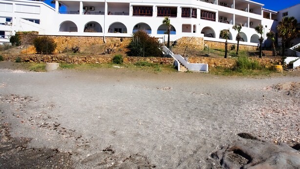 Unclassified image, 1 of 76, button - Hotel Patricia (San Roque)