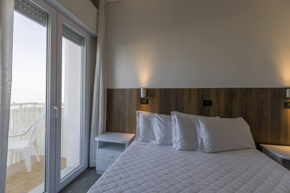 Double Room, Sea View