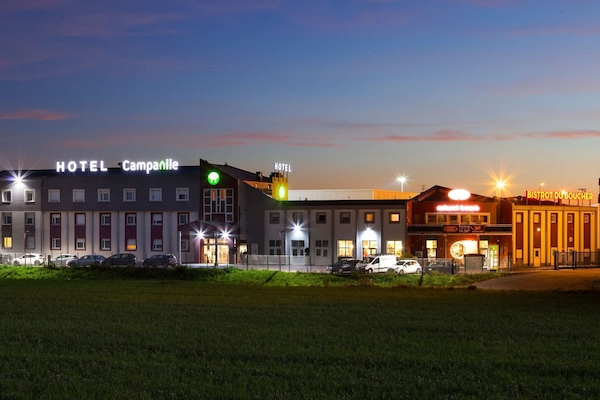 Standard Room, 1 Queen Bed | Exterior