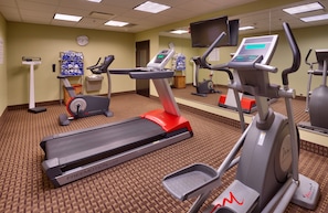 Fitness facility - Holiday Inn Express and Suites Overland Park by IHG (Overland Park)