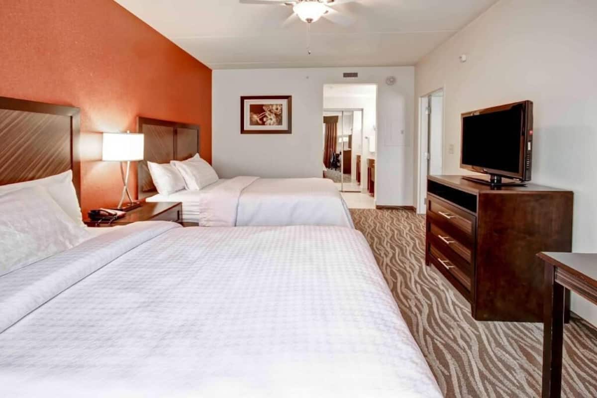 In-room safe, desk, laptop workspace, blackout curtains