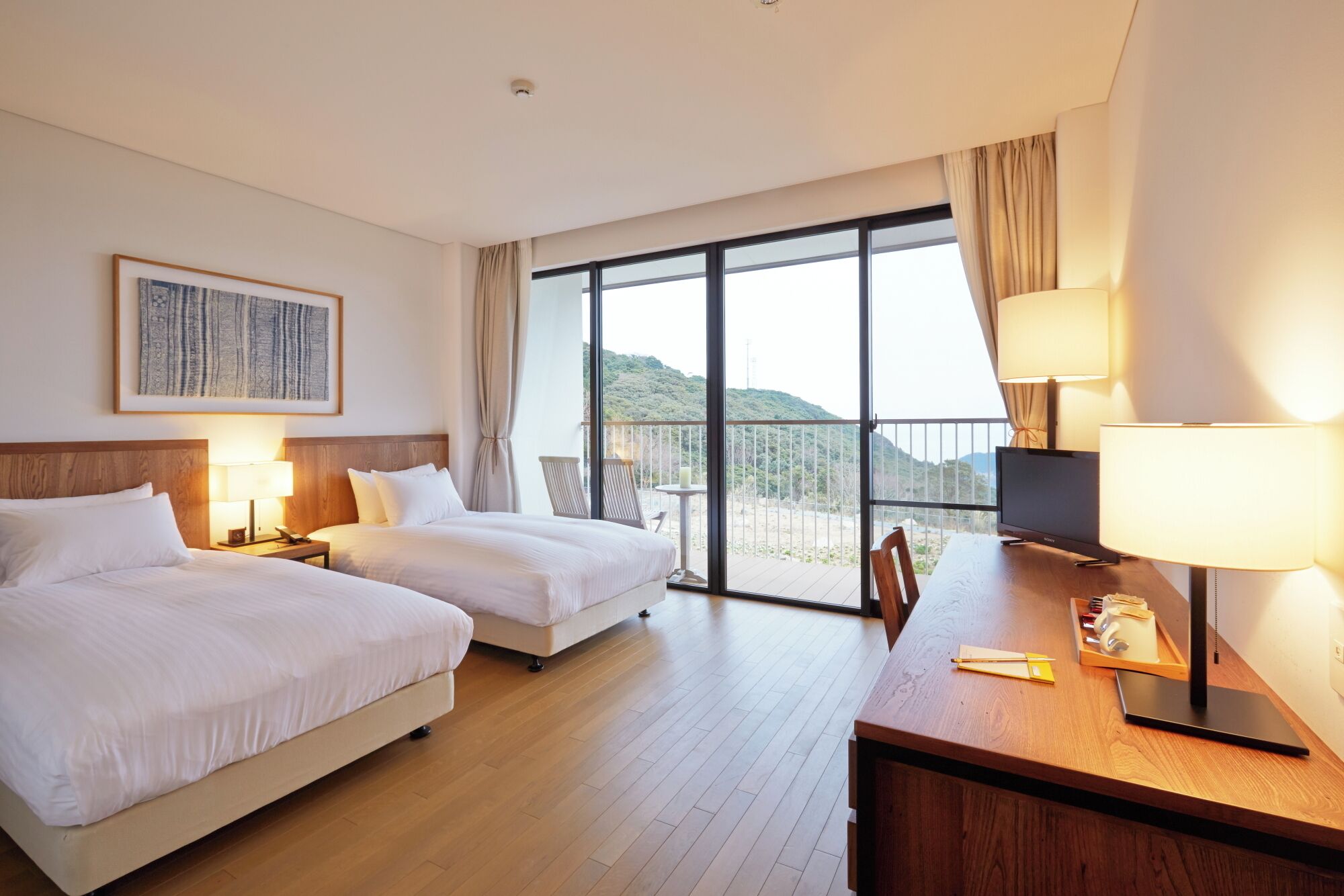 Superior Twin Room, Sea View | In-room safe, desk, blackout drapes, free WiFi