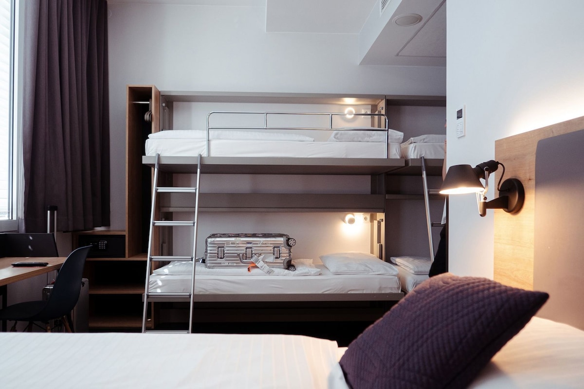 Literie hypoallergénique, coffres-forts dans les chambres