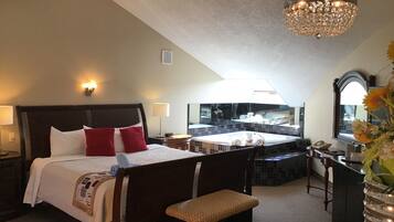 Presidential Room, 1 King Bed, Jetted Tub | Premium bedding, blackout drapes, soundproofing, free WiFi