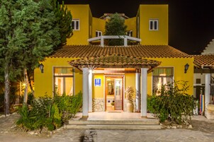 Fachada da propriedade