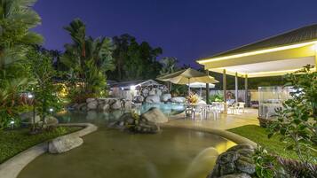 Outdoor pool, open 8:00 AM to 8:00 PM, sun loungers