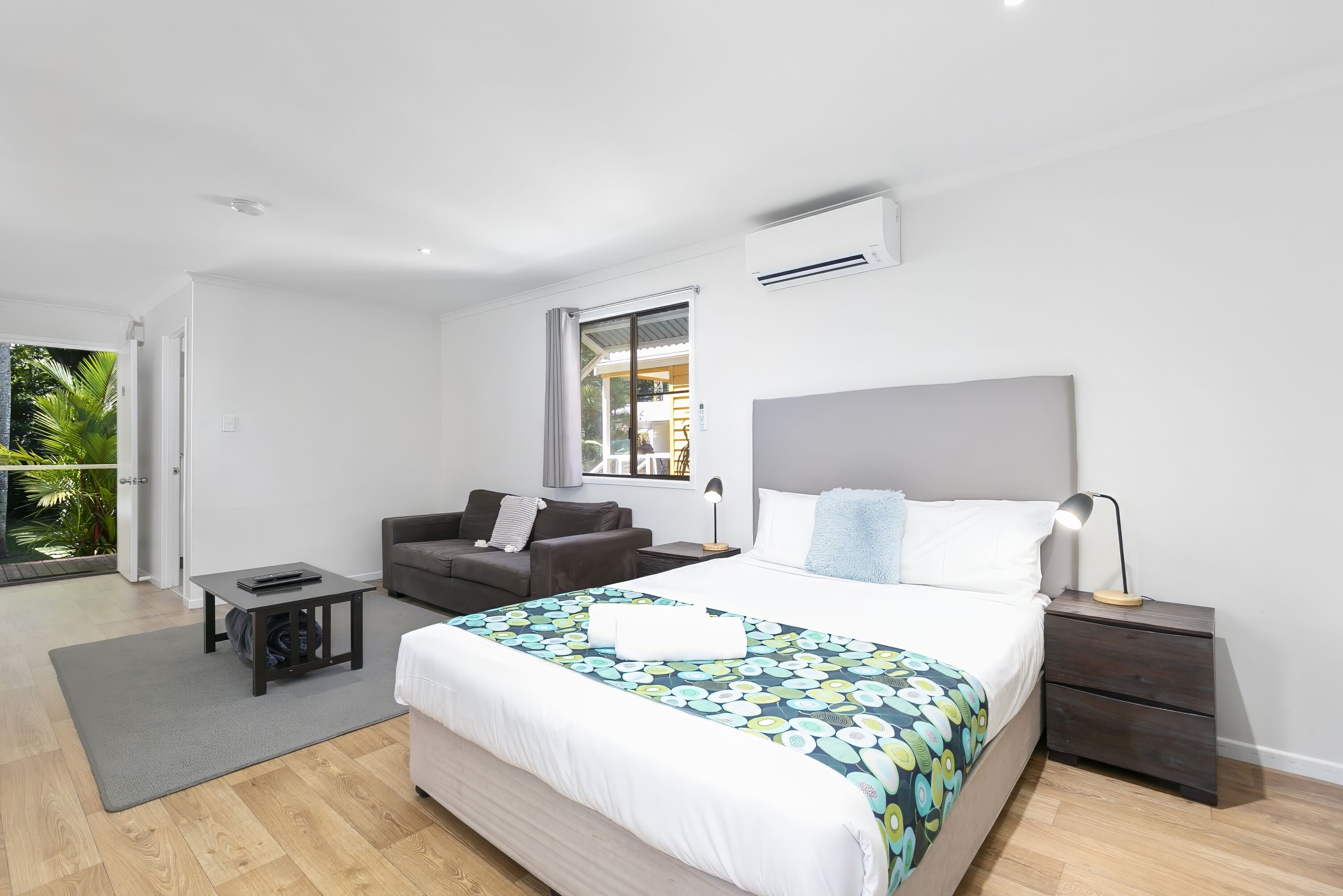 garden queen and two twin villa | individually decorated, individually furnished, desk, laptop workspace