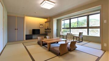 Down duvets, in-room safe, individually decorated