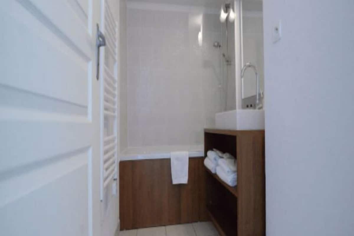 Baño | Tina profunda