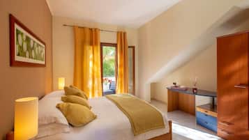 1 Schlafzimmer, Zimmersafe, Bügeleisen/Bügelbrett, Bettwäsche